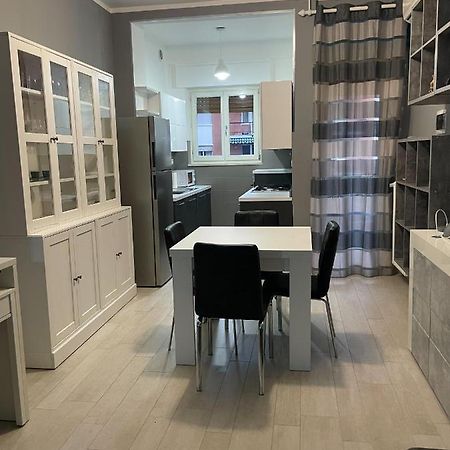 Myhouse Inn Suite Paradiso - Affitti Brevi Italia Коленьо Екстериор снимка