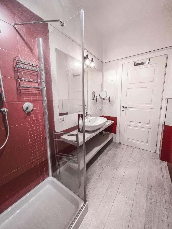 Myhouse Inn Suite Paradiso - Affitti Brevi Italia Коленьо Екстериор снимка